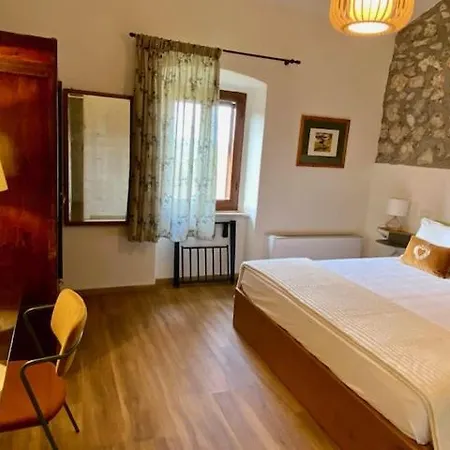 Daire Podere Ainzara *