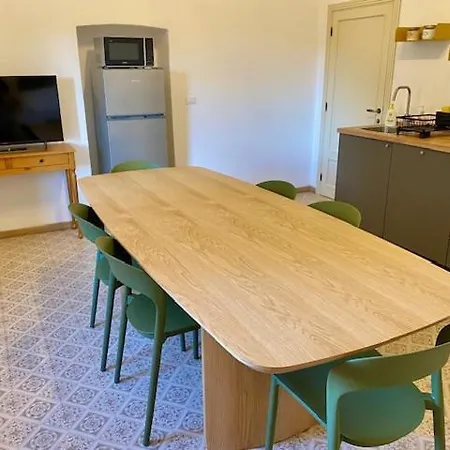 Podere Ainzara Apartamento *
